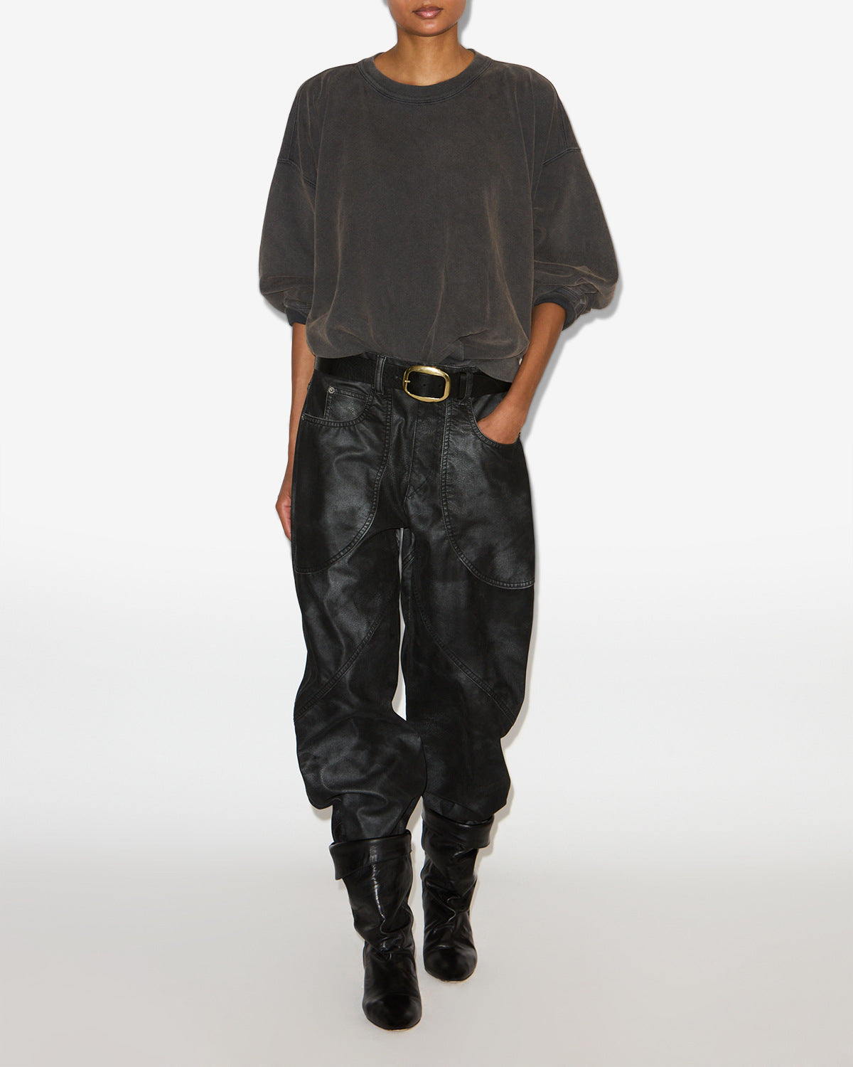 SAURIA SWEATSHIRT