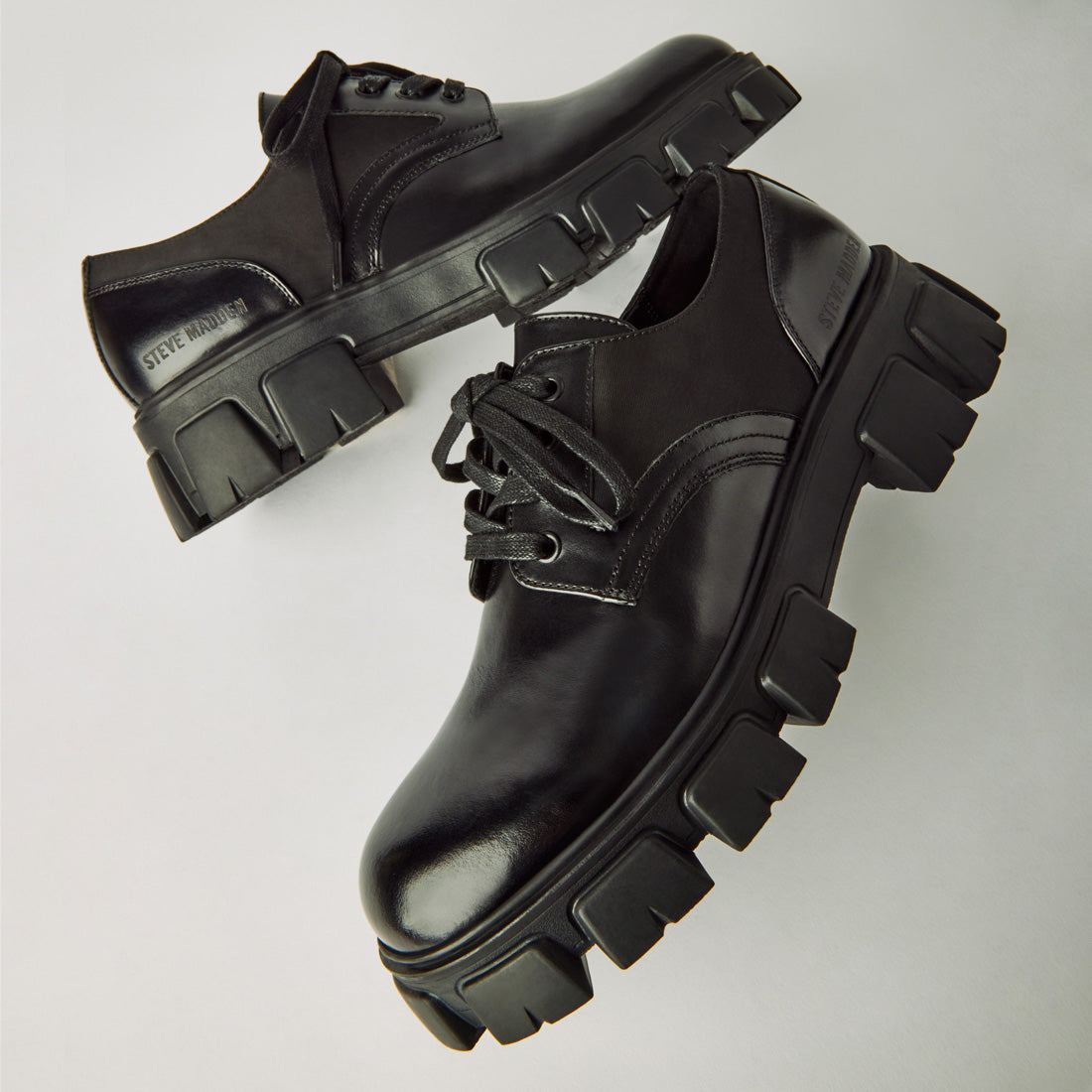 CESARE BLACK LEATHER - SM REBOOTED